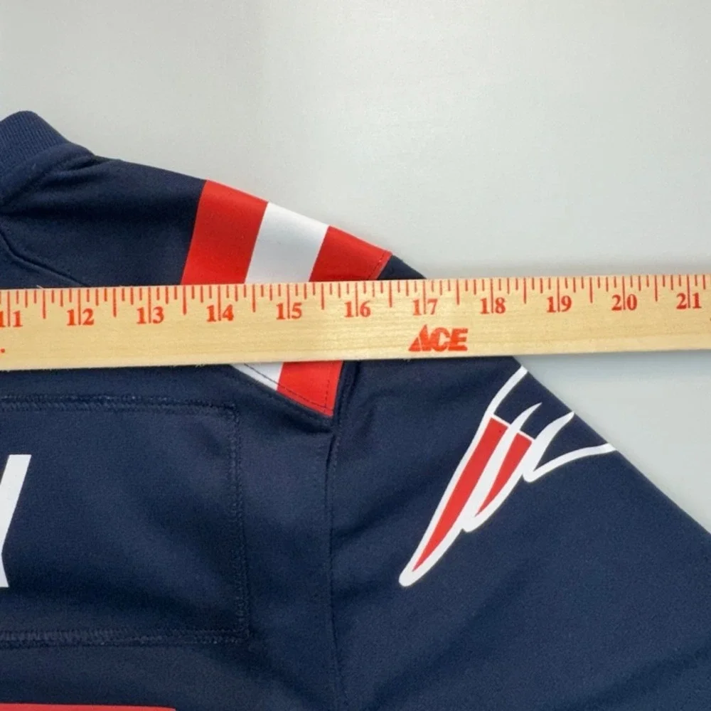 Nike NFL New England Patriots Hunter Henry 85 Jersey Youth Medium 10/12 Navy